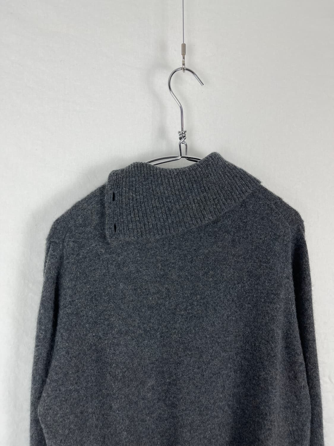 100% Cashmere 자개단추 니트  상품이미지9