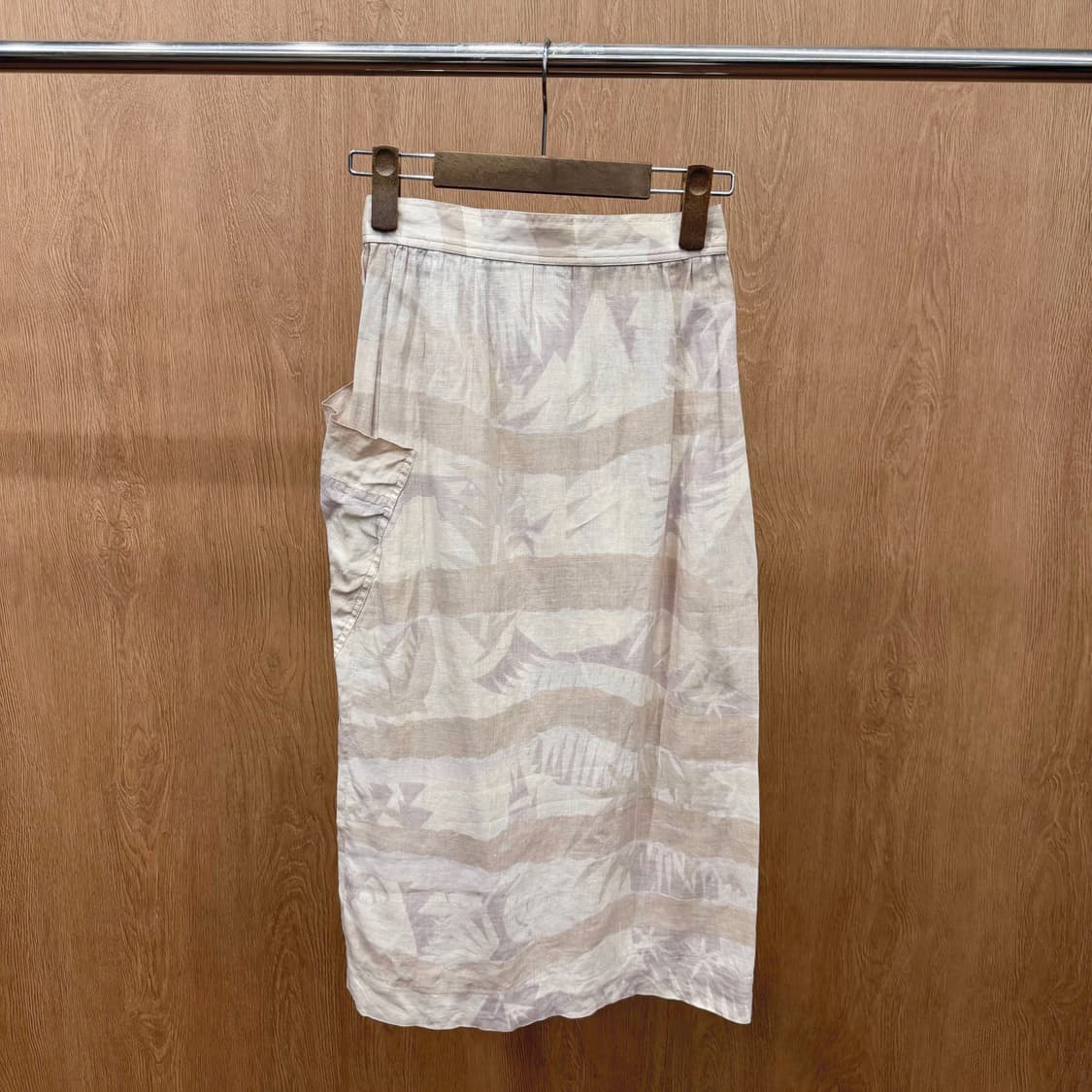 살바토레 페라가모 린넨 랩 스커트 보태니컬 리프 패턴 H라인 베이지 상품이미지3