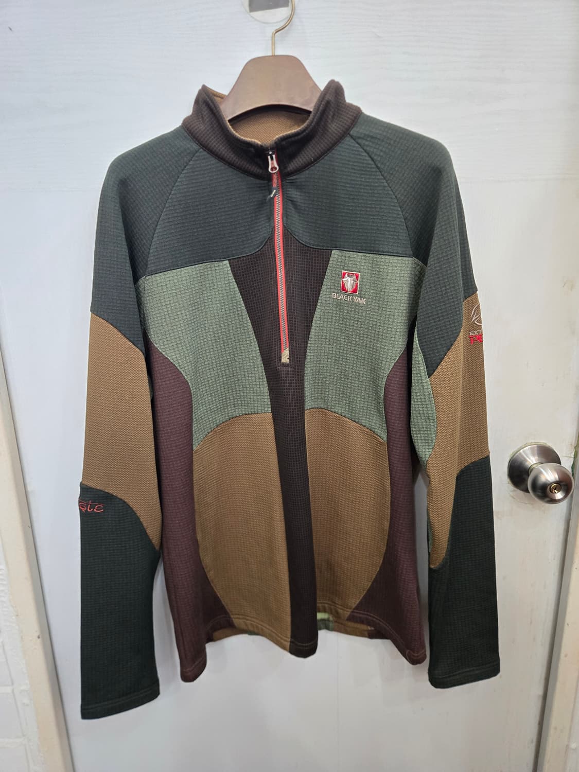 105,XL)) BLACK YAK 블랙야크 기모 긴팔티셔츠!~ 상품이미지1