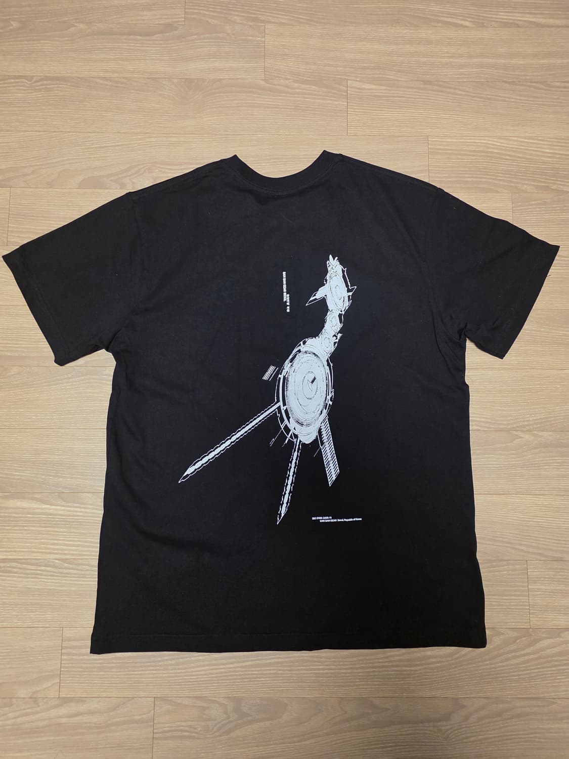 산산기어 서울 익스클루시브 반팔 3사이즈 새상품 상품이미지1