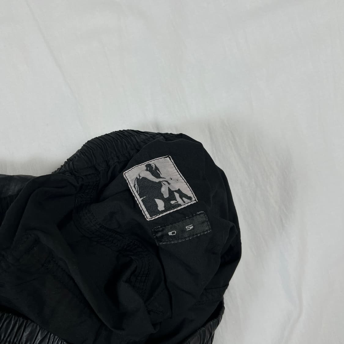 2015년도 릭오웬스 rick owens 코팅배기 반바지 상품이미지6