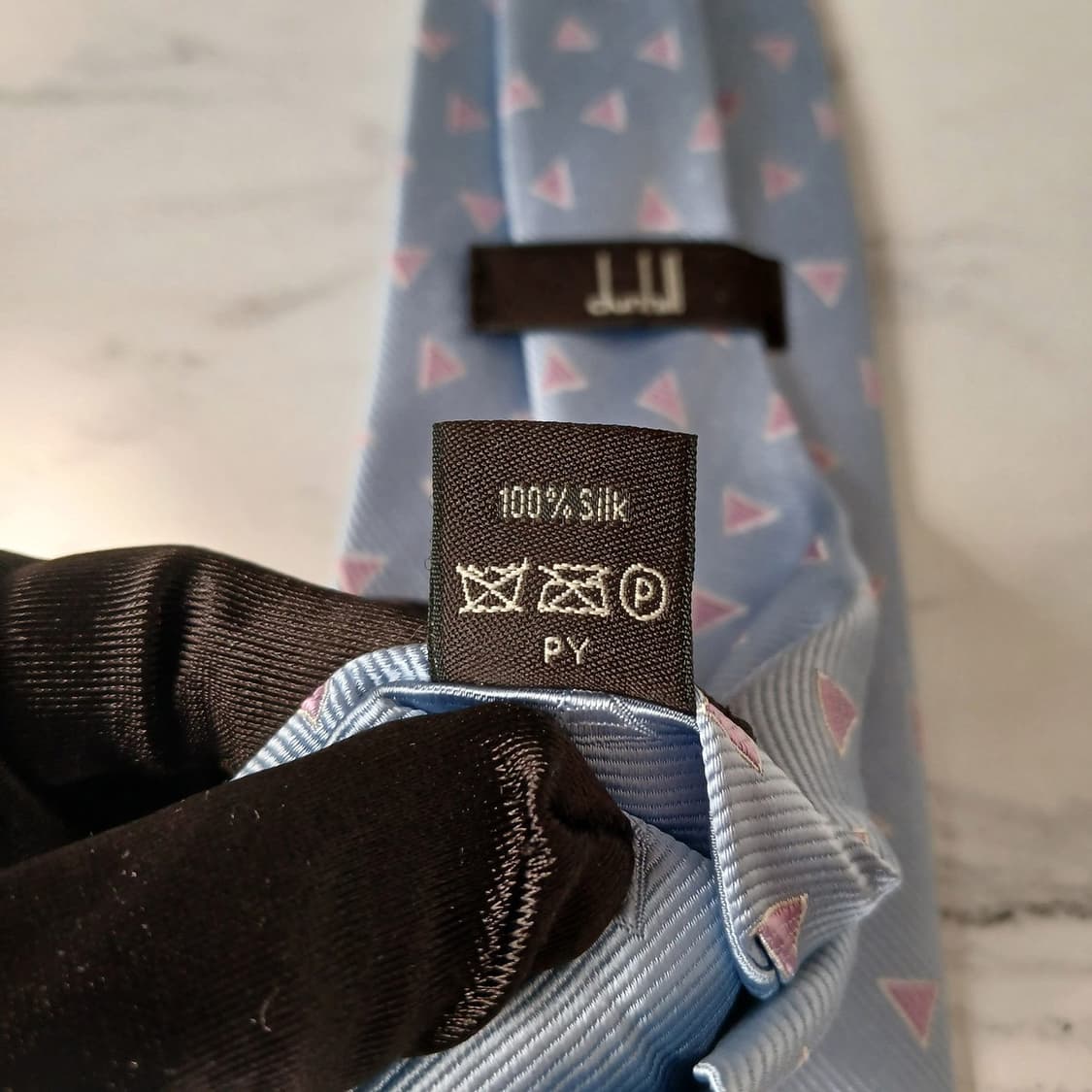 던힐 실크 스카이블루 삼각 패턴 넥타이 9cm B등급 E873
 상품이미지5