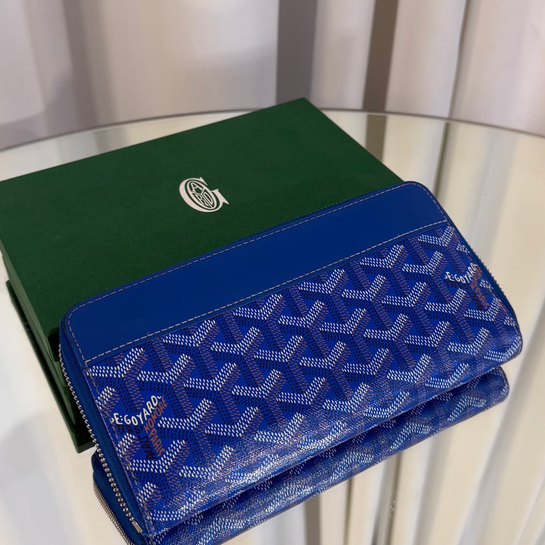 고야드 마티뇽 gm 지퍼 장지갑 상품이미지7