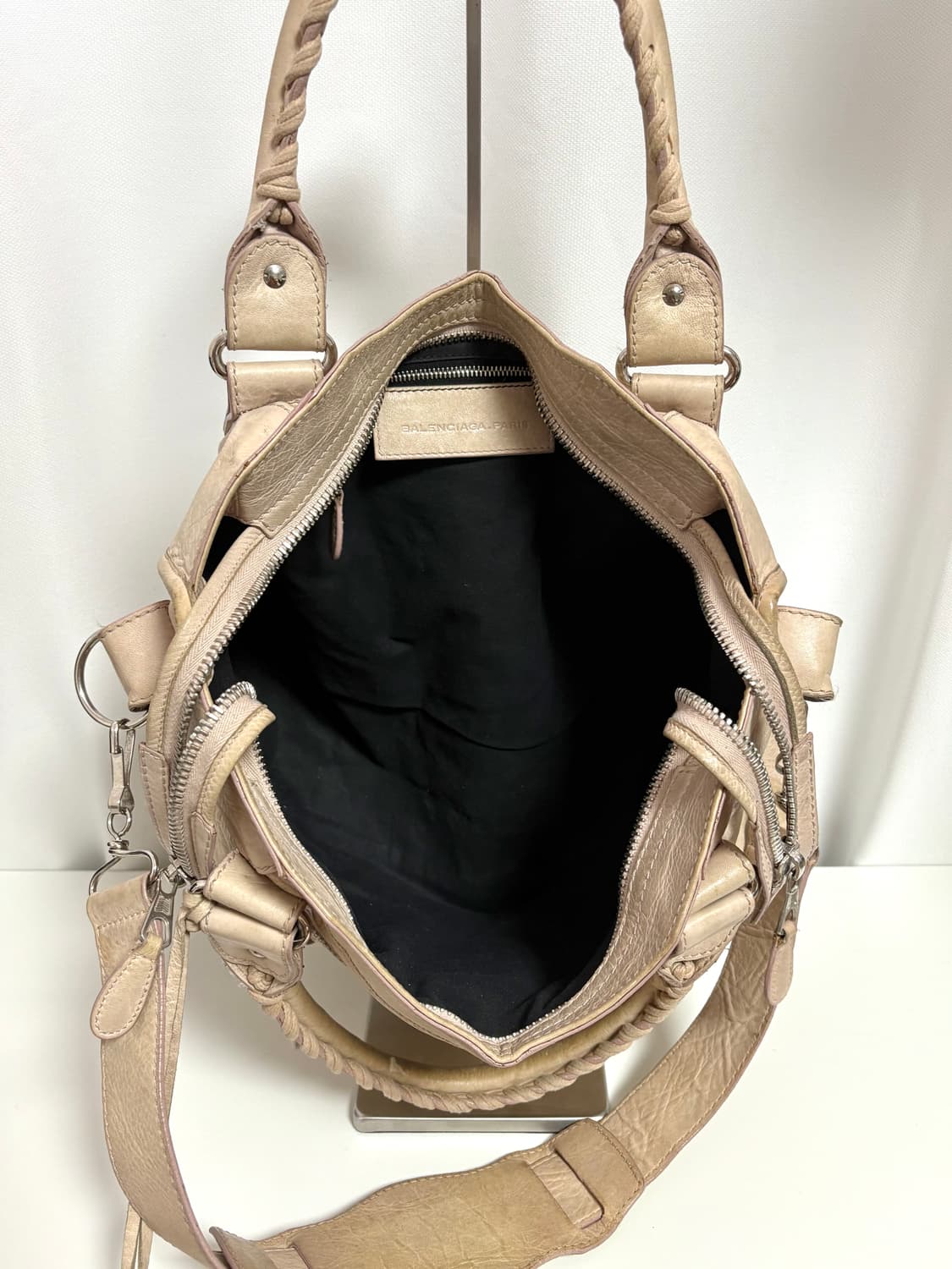 발렌시아가 자이언트 모터백 베이지 상품이미지7