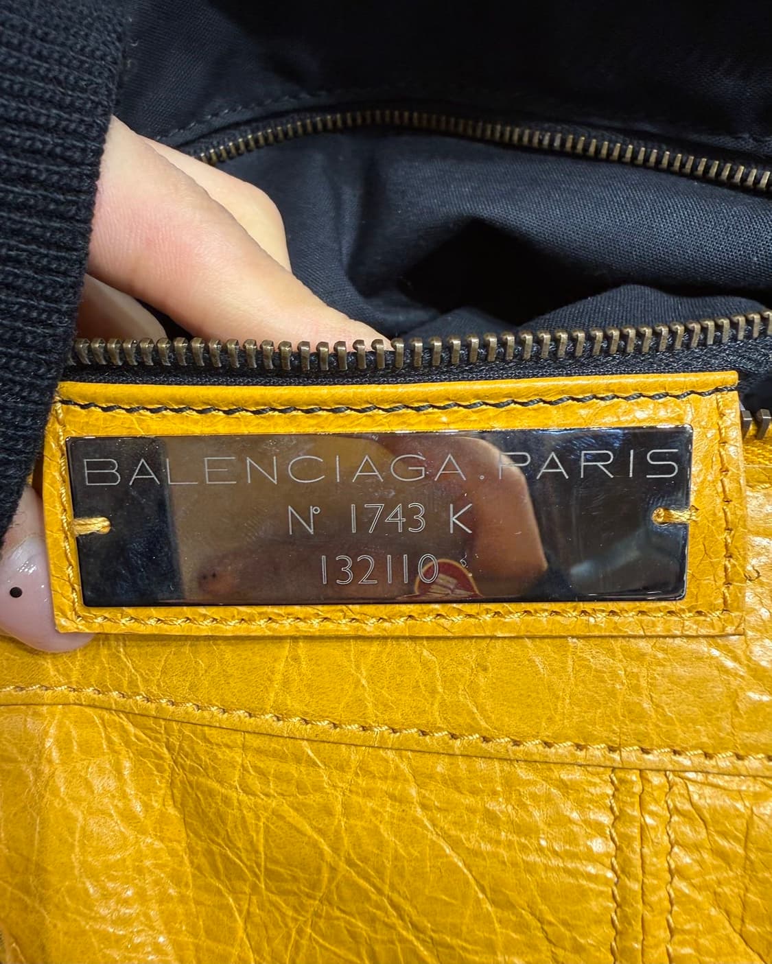 발렌시아가 옐로우 르 시티 모터백 상품이미지6