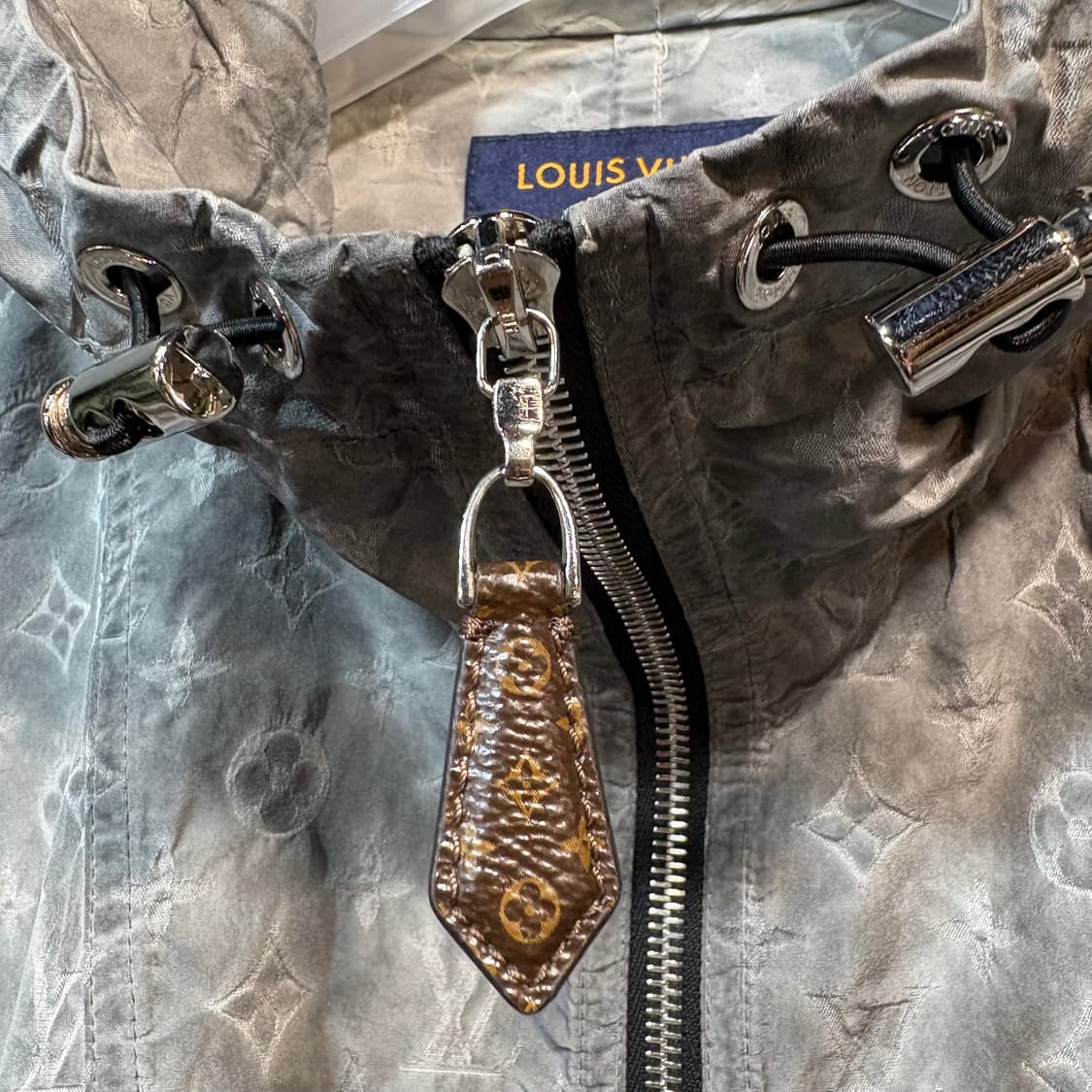 [36] LOUIS VUITTON 루이비통 모노그램 후드 바람막이 상품이미지2