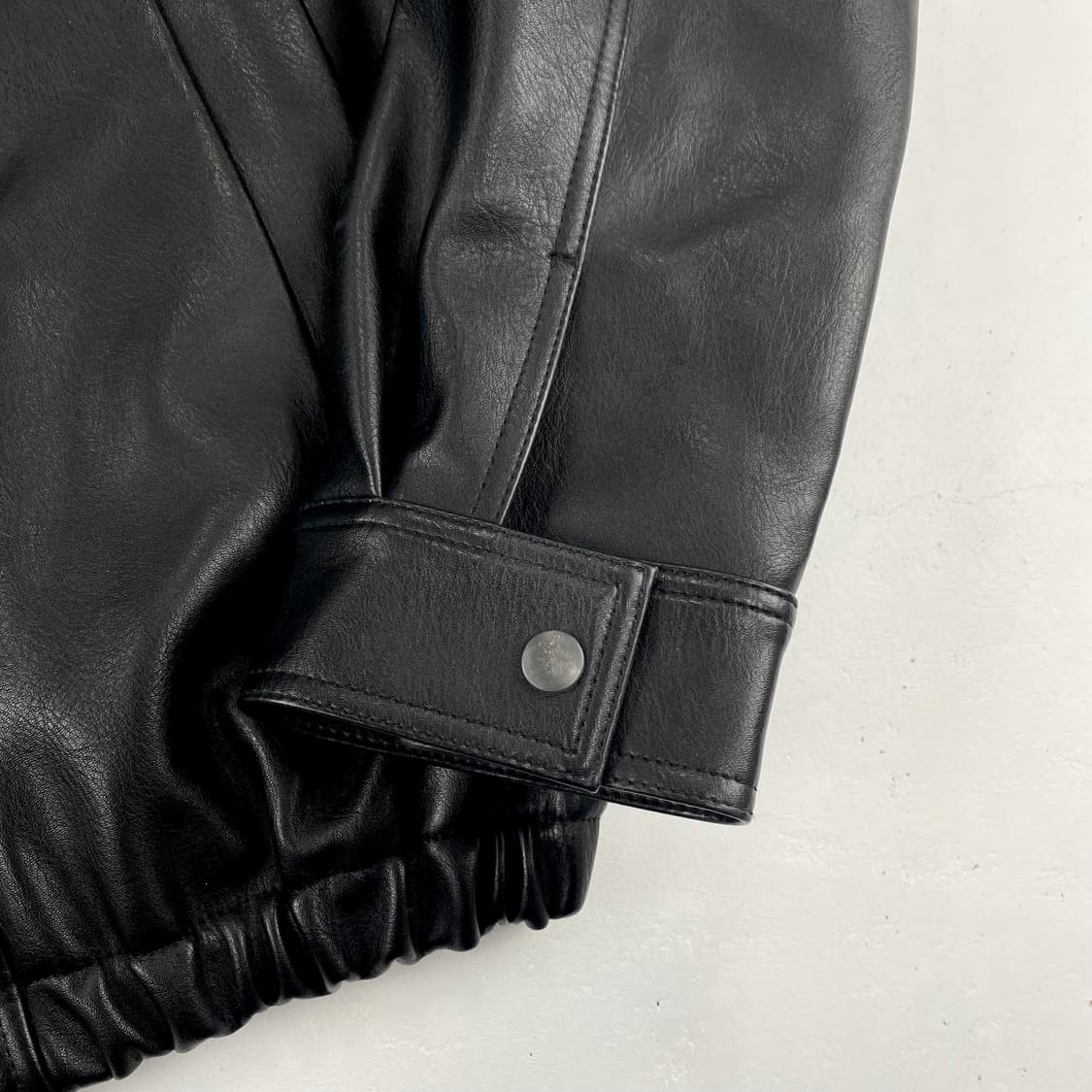 Haleine 알렌느 블랙 A-2 레더 자켓 (103) 상품이미지5