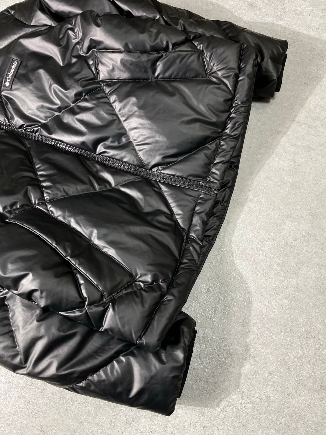 [M] Columbia 컬럼비아 다이아몬드 퀼팅 다운 패딩 상품이미지3