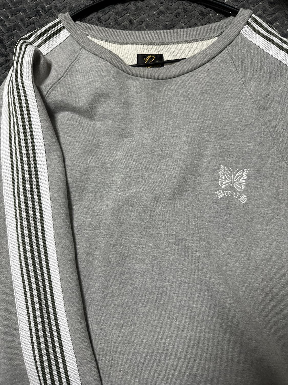 니들스 콜라보 맨투맨 L 상품이미지1