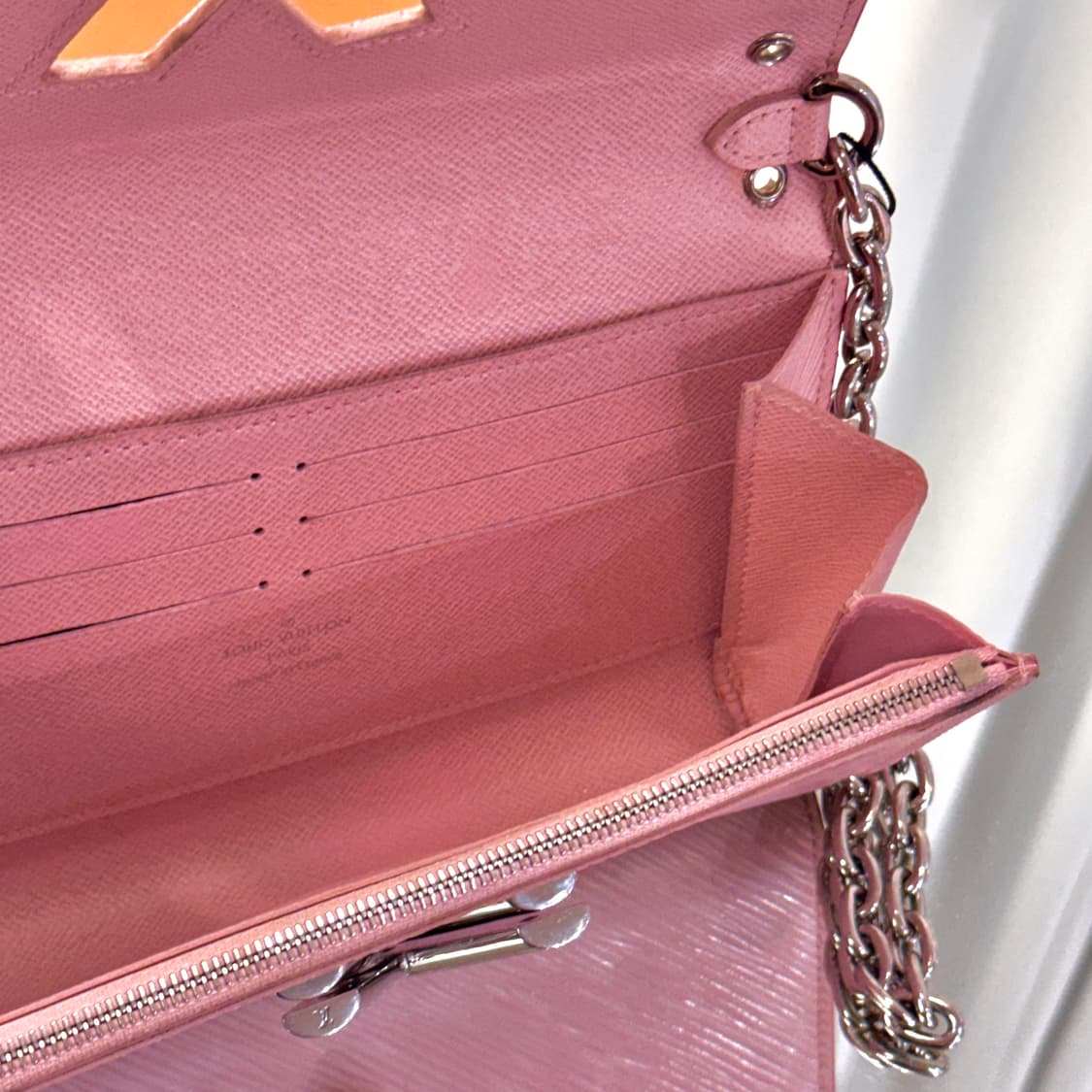 루이비통 트위스트 체인백 woc  상품이미지4