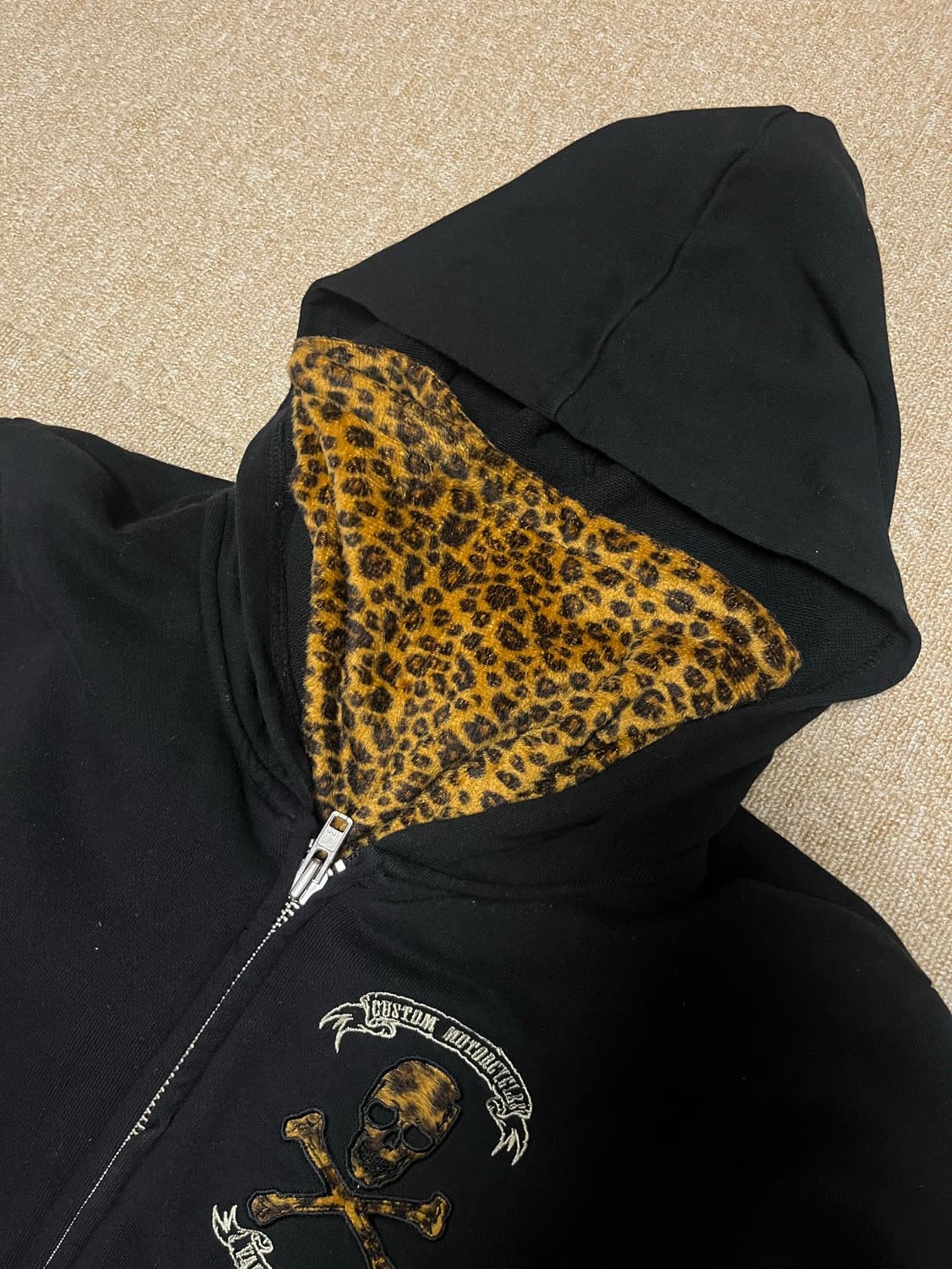 밴슨 레오파드 스컬 후드집업 블랙 M  상품이미지5