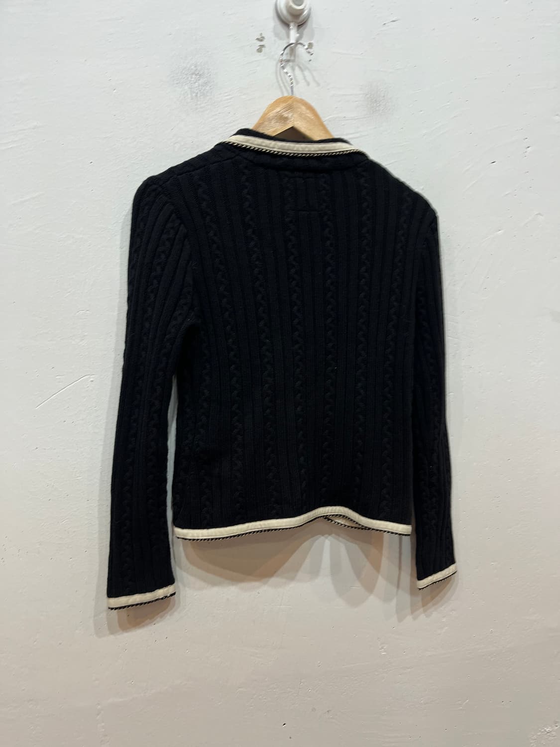 메조피아노 금장 케이블 가디건  상품이미지4