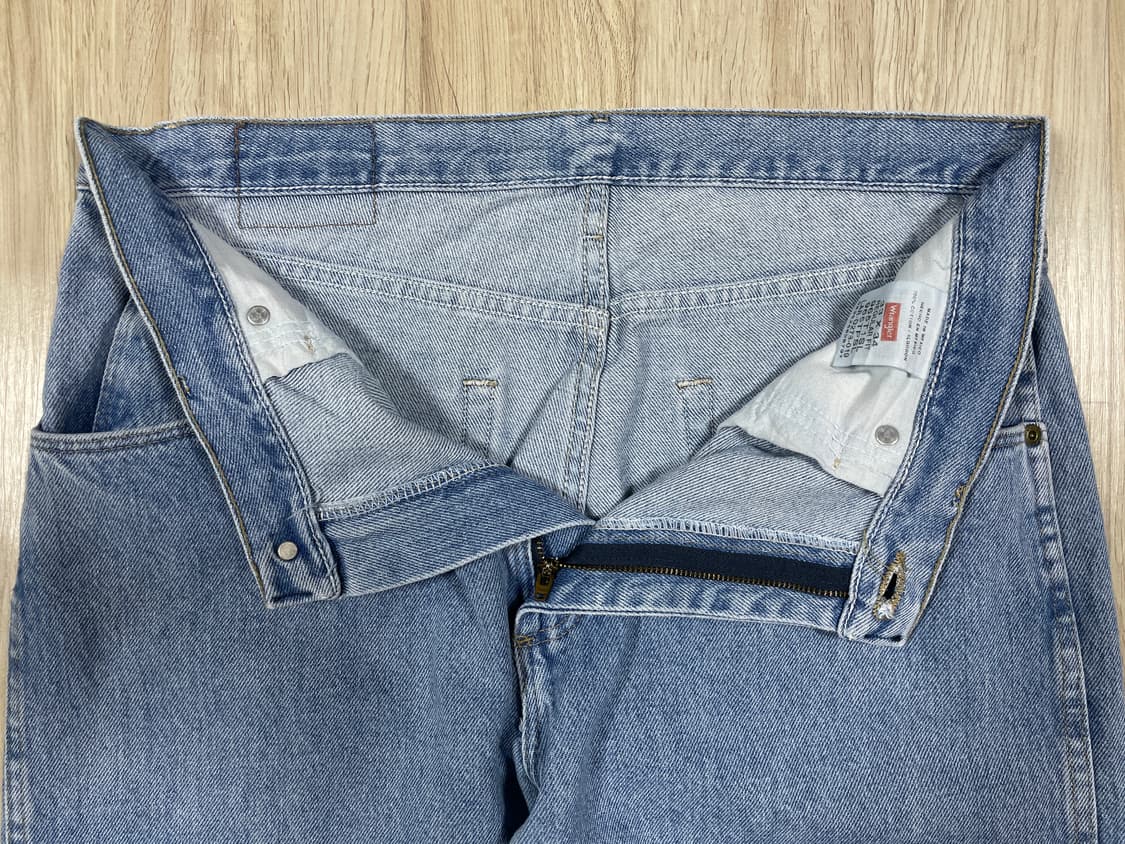 34) 00's 랭글러 미국판 레귤러핏 연청워싱 데님팬츠 상품이미지6