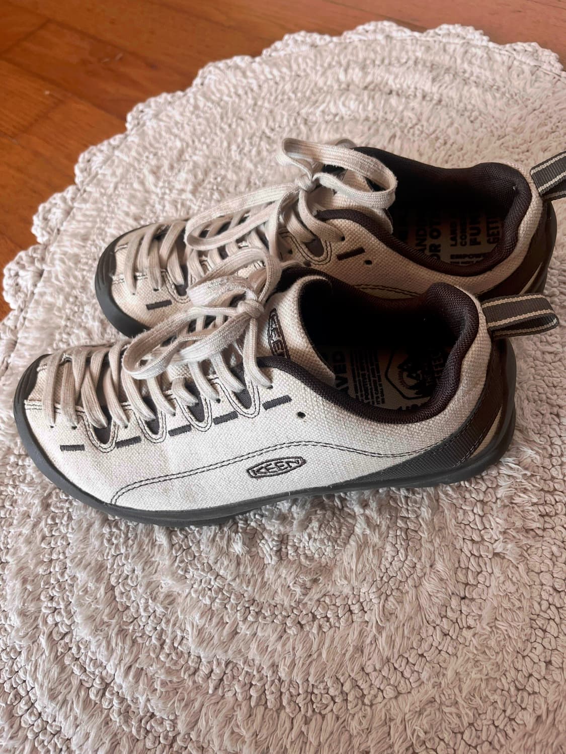 킨 keen 재스퍼 스니커즈 내츄럴 캔버스 블랙올리브 255 상품이미지3