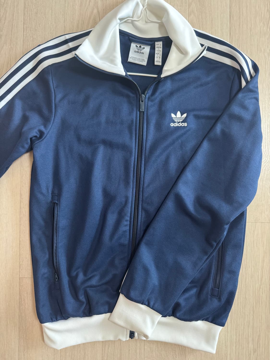 아디다스 클래식 트랙탑 네이비 상품이미지1