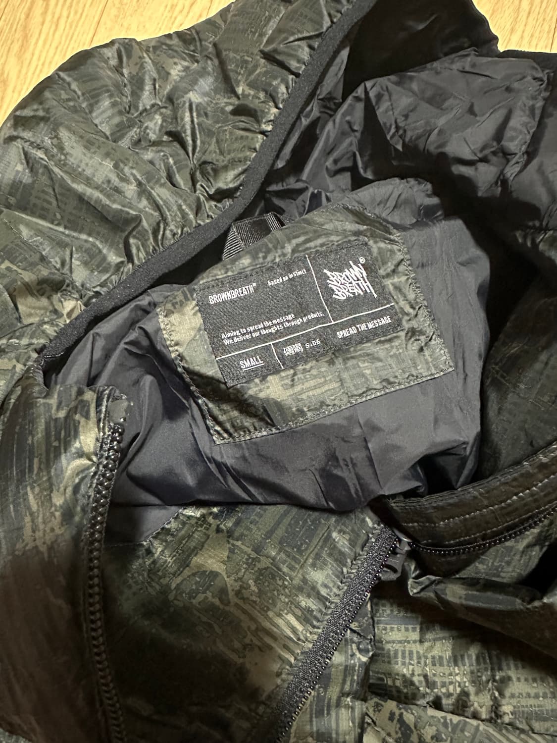 브라운브레스 카모 경량 패딩 S 상품이미지2