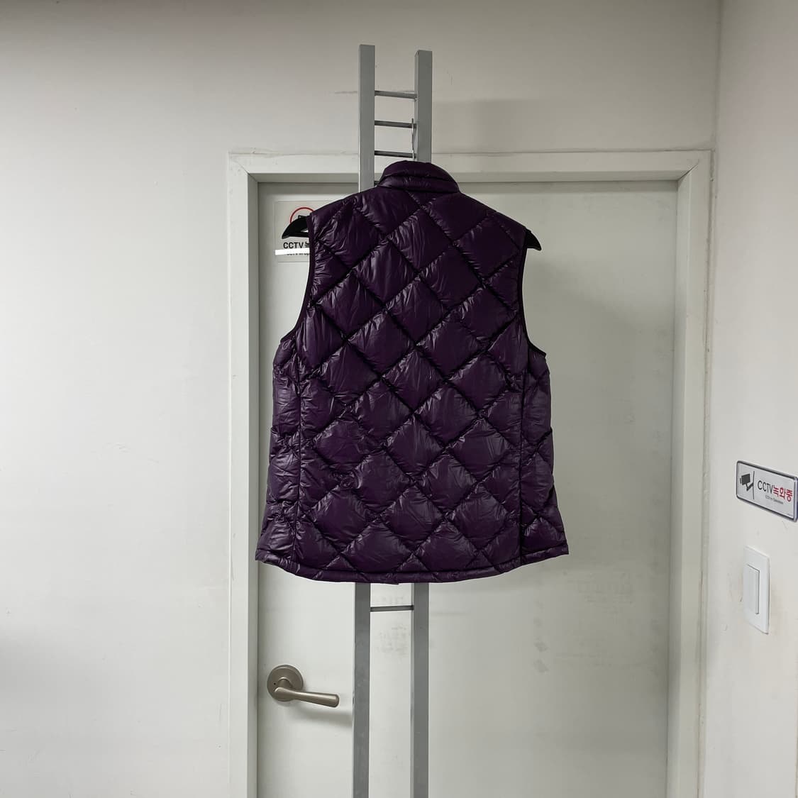 몽벨 패딩 조끼 S 상품이미지6