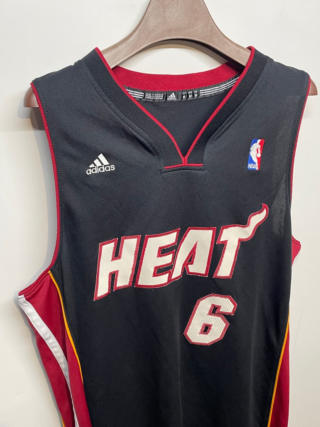 아디다스 마이애미 히트 6번 농구 유니폼 상품이미지3