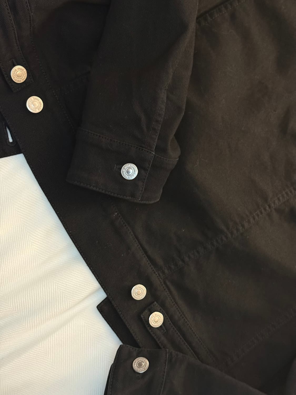 SS18 Dior Kris Van Assche runway set-up 상품이미지10