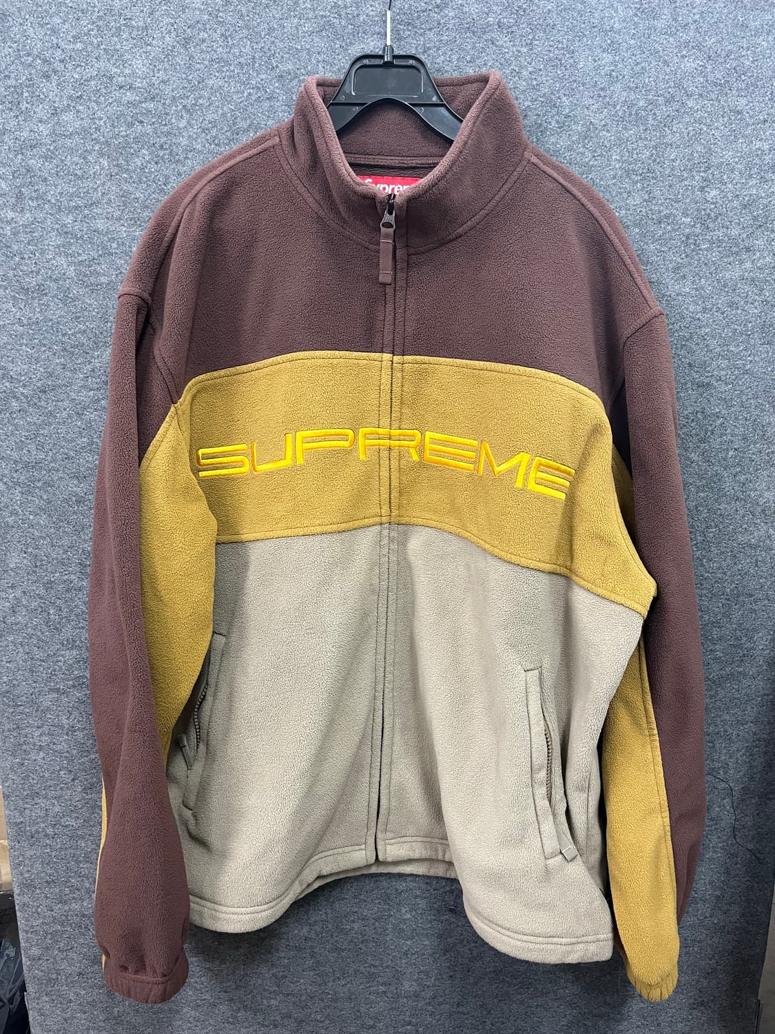 슈프림 23fw 폴라텍 집 자켓 라지 상품이미지2