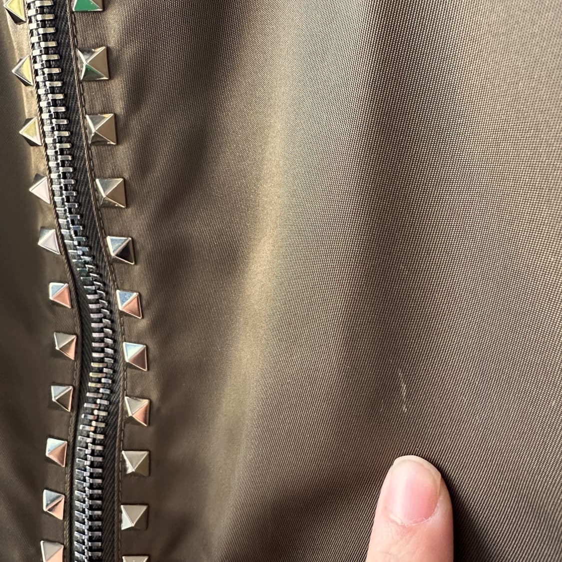 발렌티노 락스터드 봄버 자켓 카키 50사이즈 상품이미지9