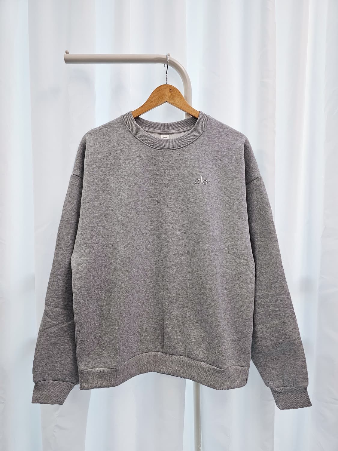 [새상품] 알로(Alo) 아콜레이드 맨투맨 상품이미지4