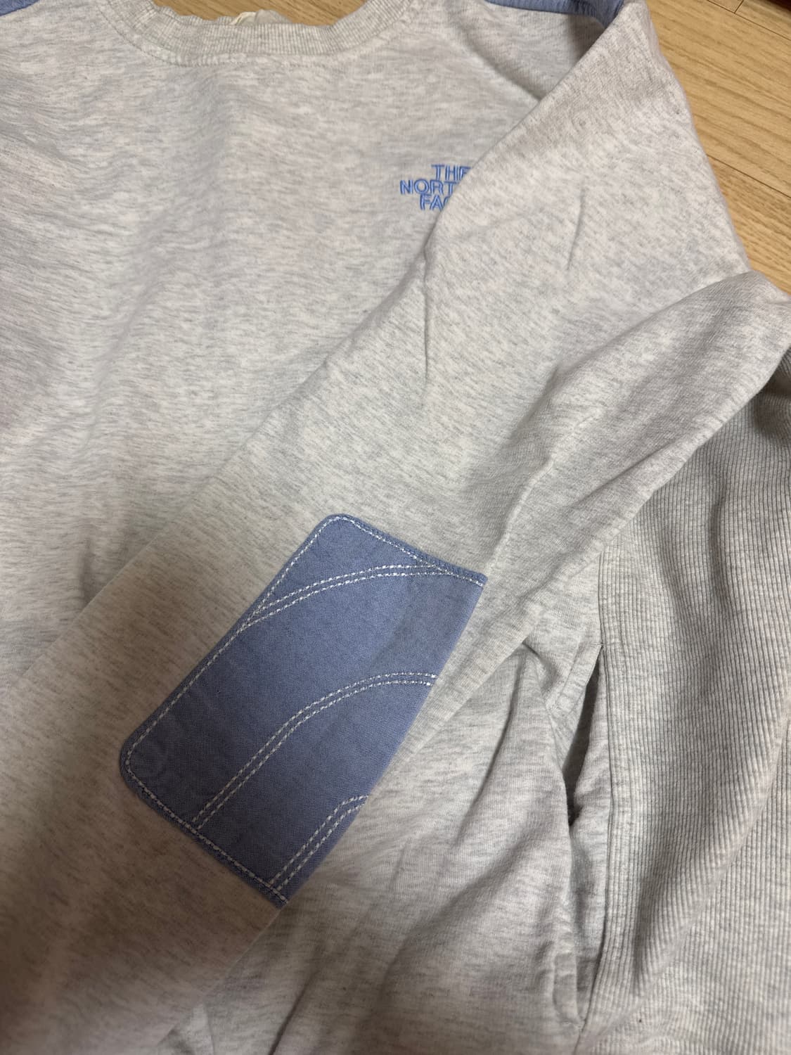 노스페이스 맨투맨 상품이미지2