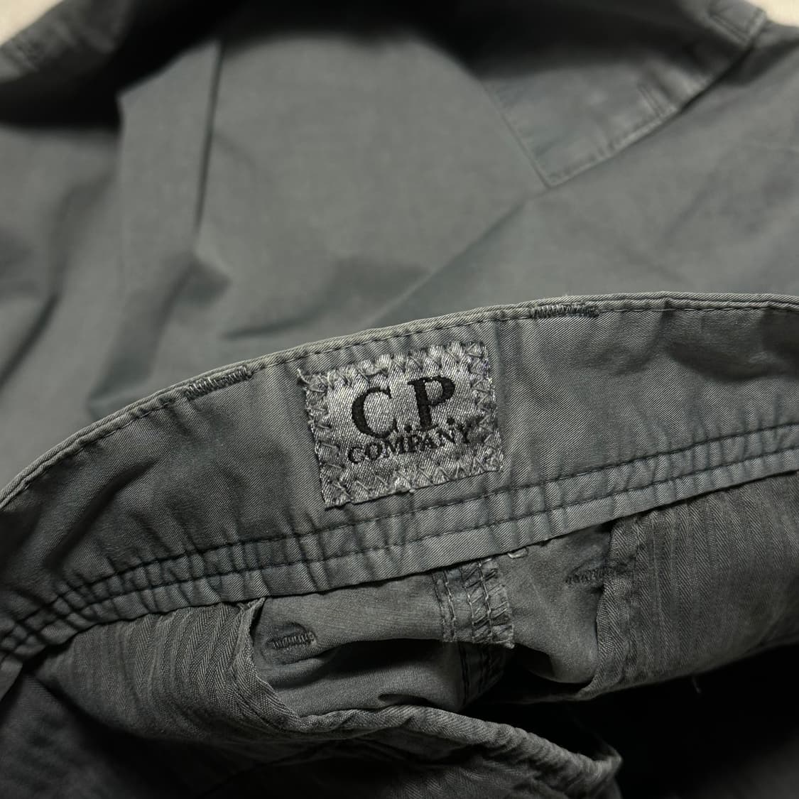 C.P Company 가먼트 다잉 렌즈 카고팬츠 상품이미지3