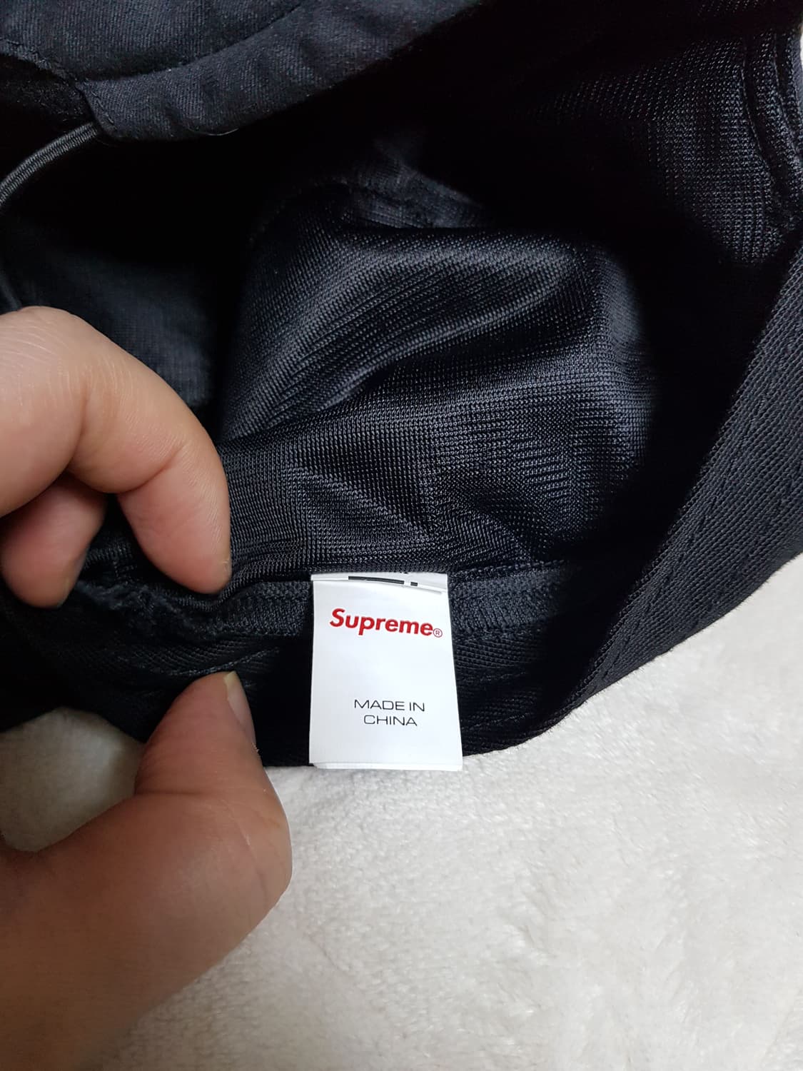 슈프림 패커블 이어플랩 캠프캡 모자 블랙 22FW 상품이미지8