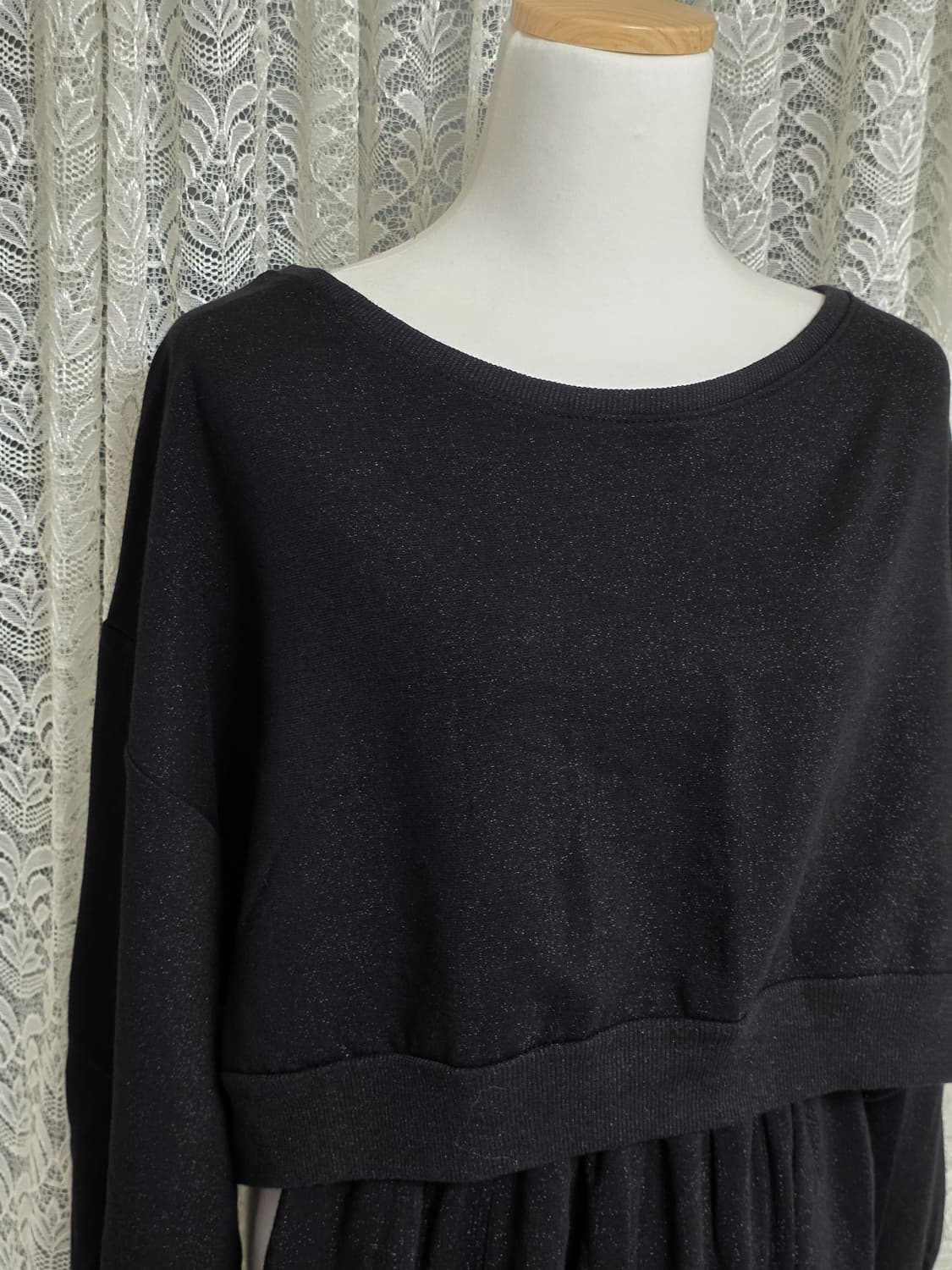 새상품) 쓰리타임즈(쓰탐) 글리터 크롭 맨투맨 & 조거 셋업 상품이미지7