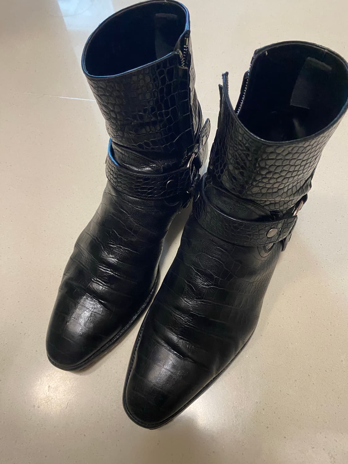 생로랑 와이어트 크로커다일 이팩트 상품이미지1