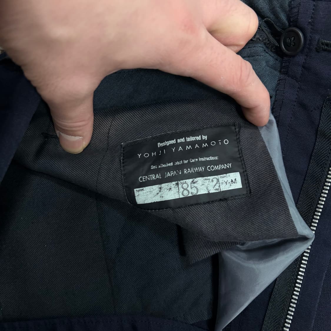 요지 야마모토 네이비 투턱 모직 슬랙스 v1028 상품이미지5