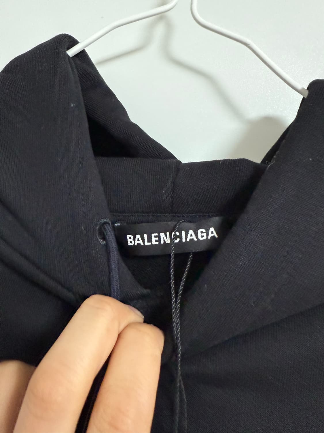 발렌시아가 18fw 로고 후드티 상품이미지3