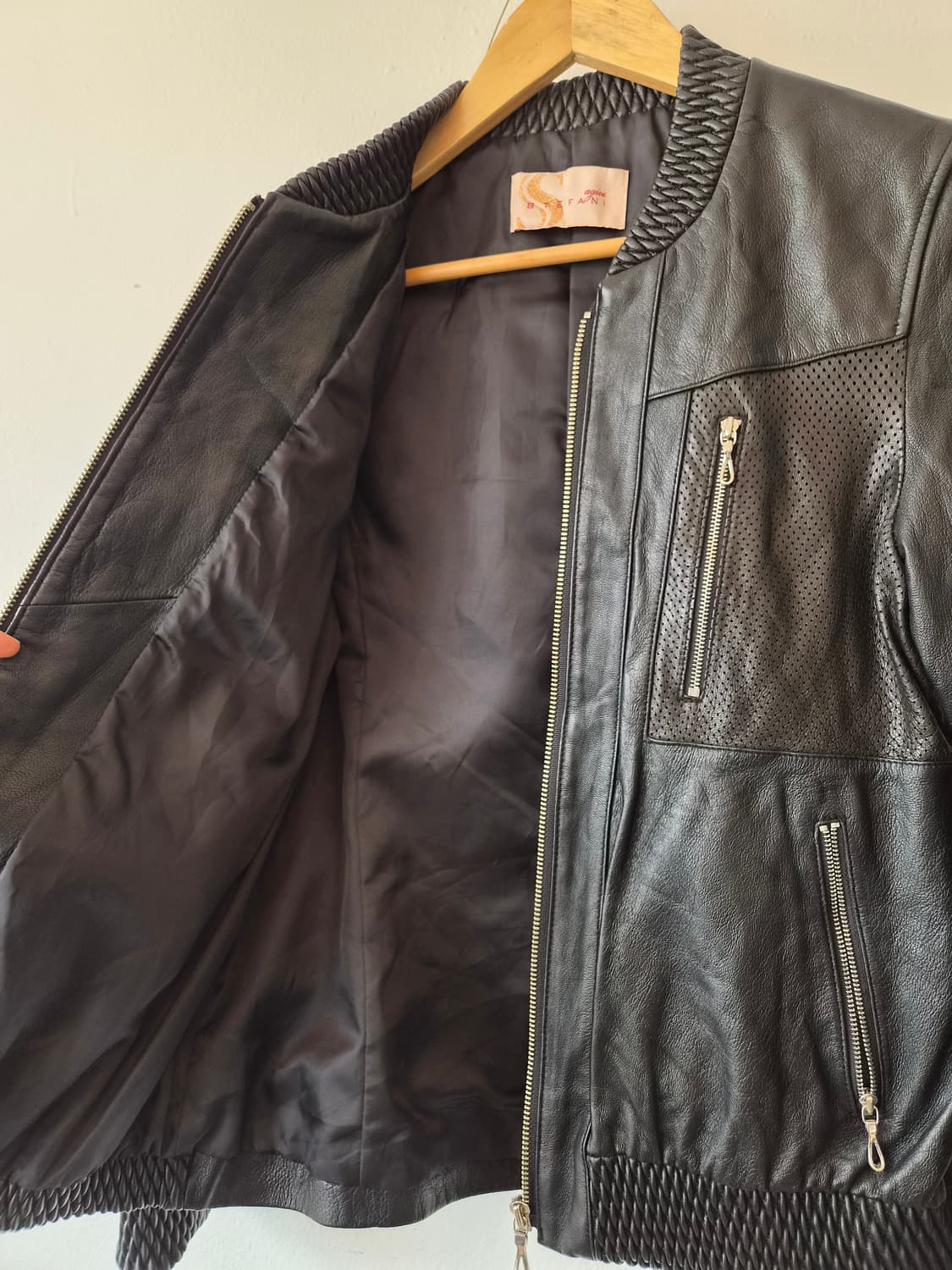 스테파니 여성  블랙양가죽자켓 55사이즈 상품이미지4