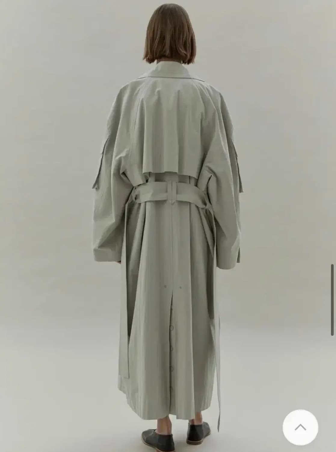 [새상품] 로우클래식 슬리브 포켓 트렌치코트 상품이미지2