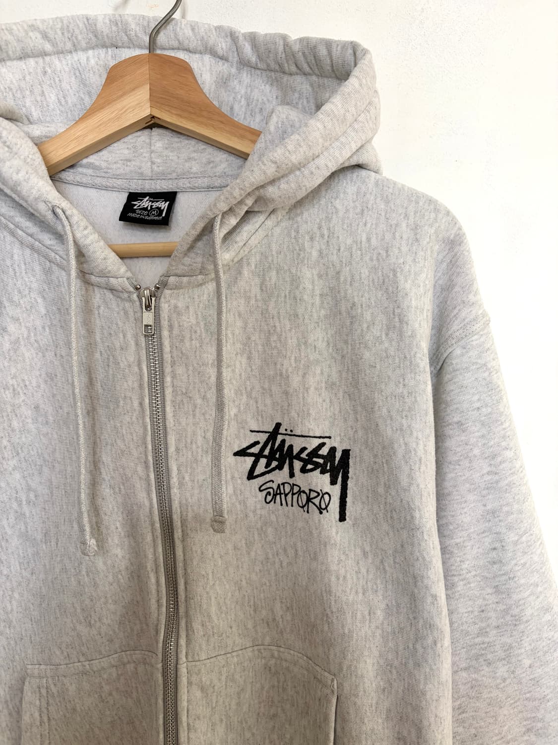 스투시(Stüssy) 삿포로 챕터 한정판 후드 집업 상품이미지5