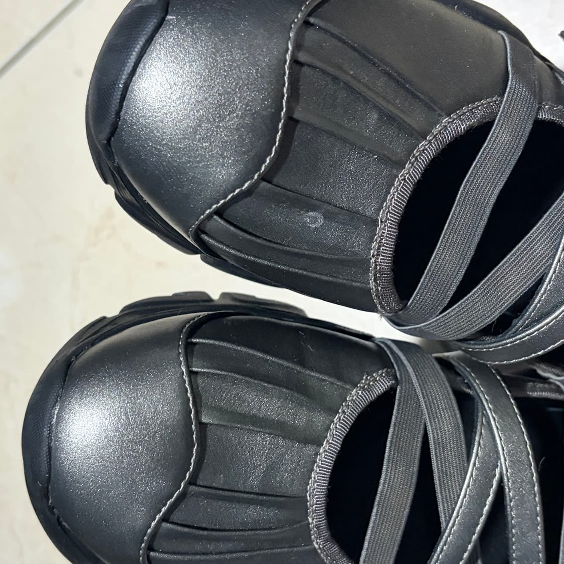 [벨라] 멀티 스트랩 플랫폼 스니커즈 실버 (250) 상품이미지6