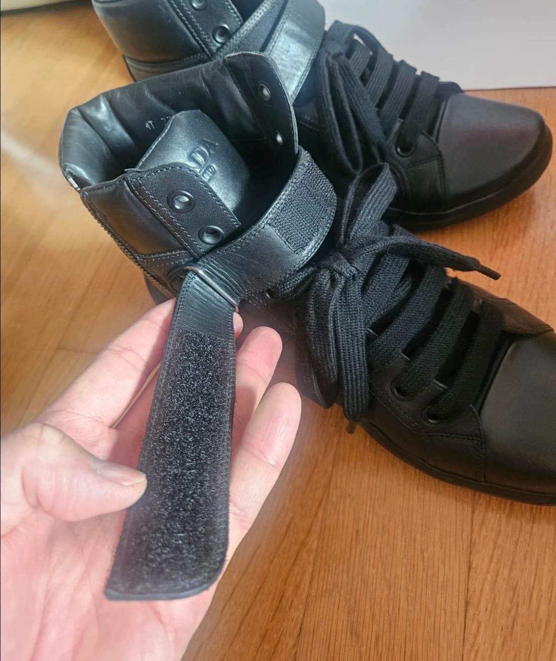 프라다 레더 스니커즈 상품이미지6