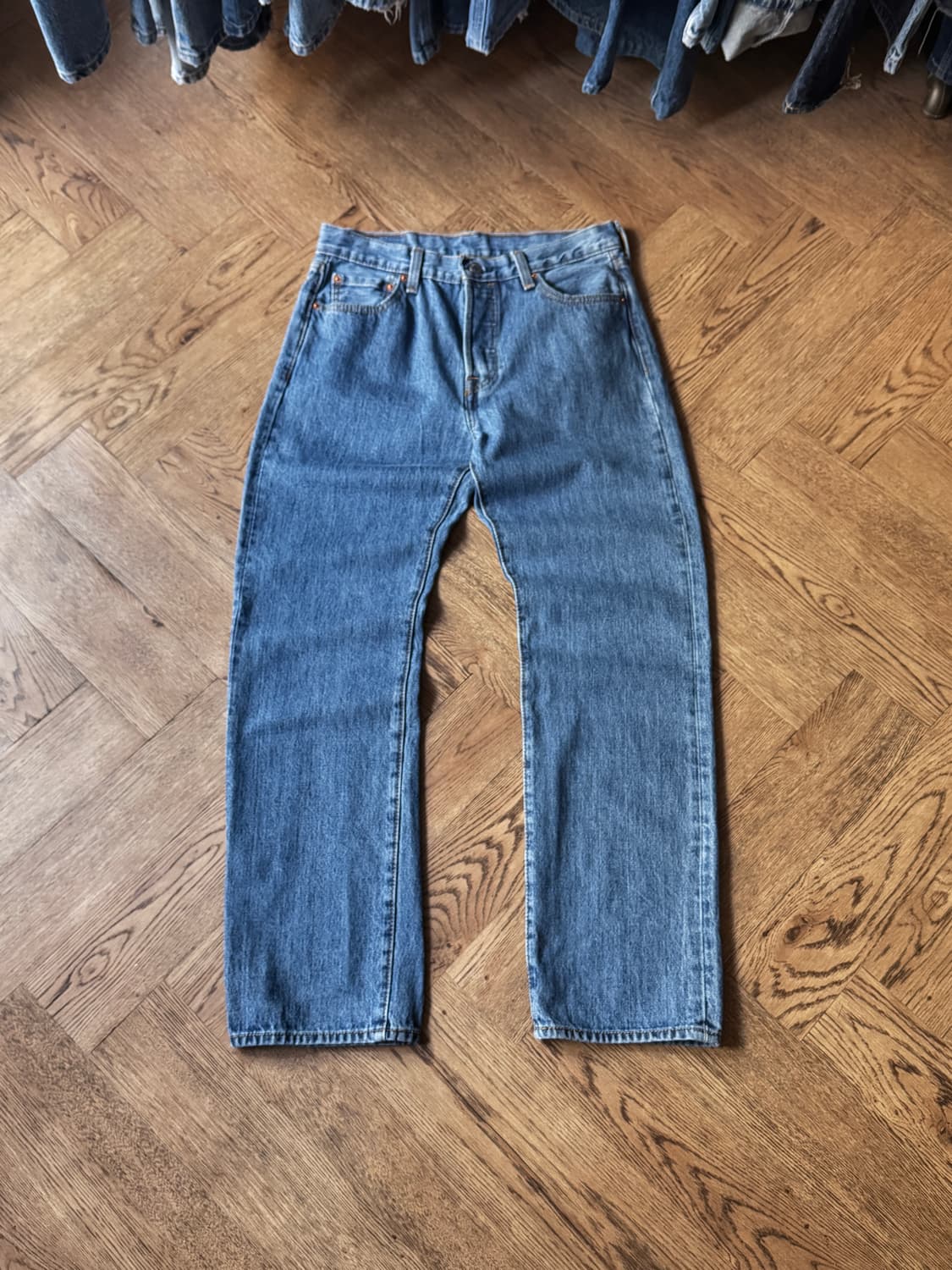 [30]리바이스 501 미디엄블루 워싱 스트레이트 데님 팬츠 상품이미지2
