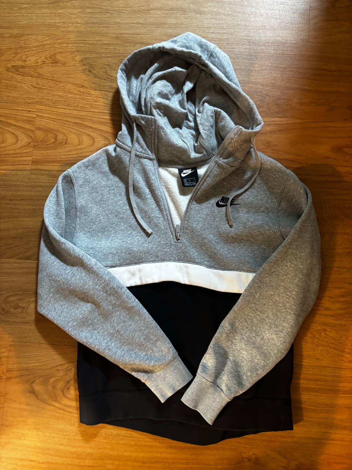 나이키 반집업 상품이미지1