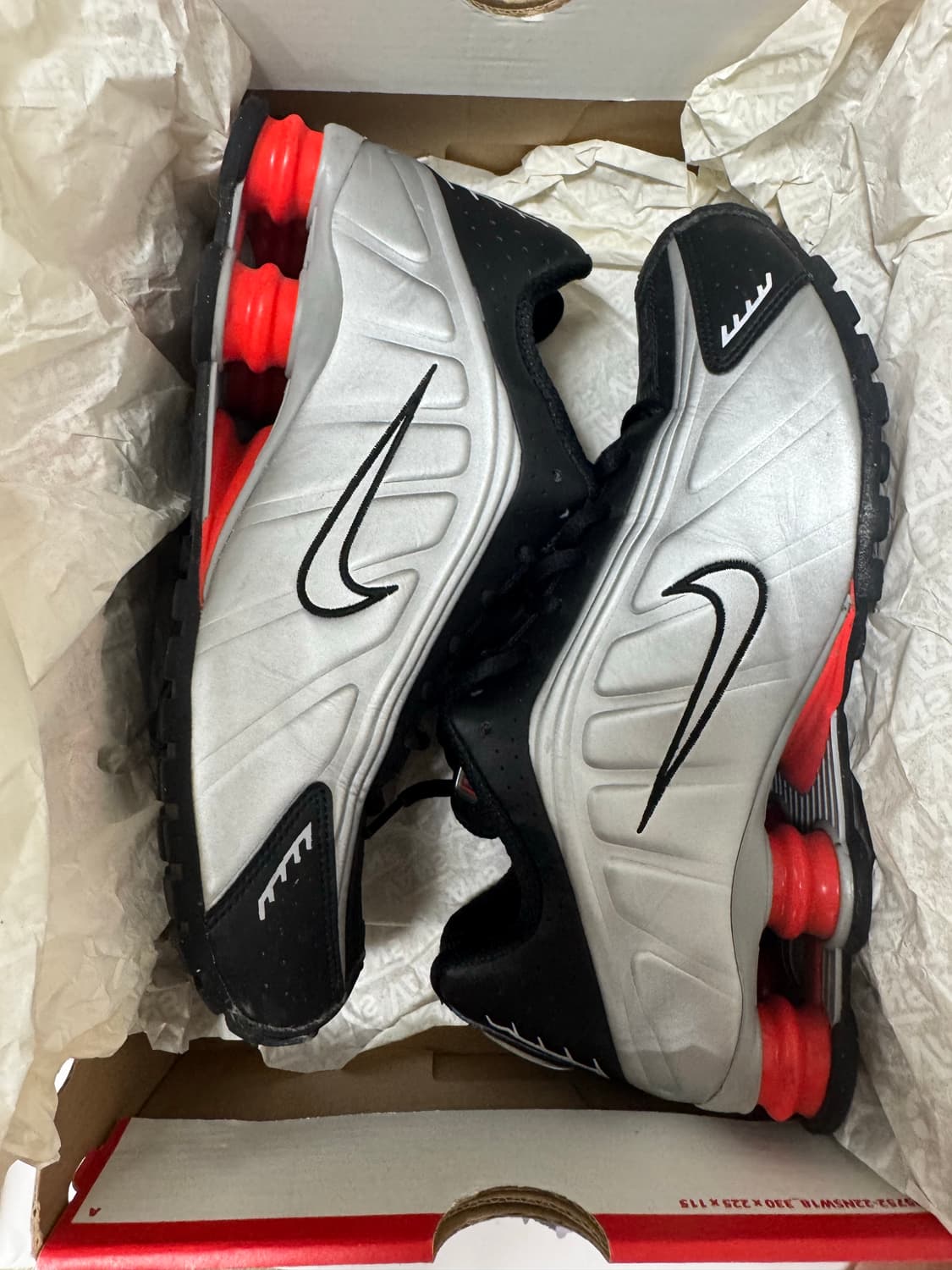 나이키 샥스 r4 260 상품이미지2