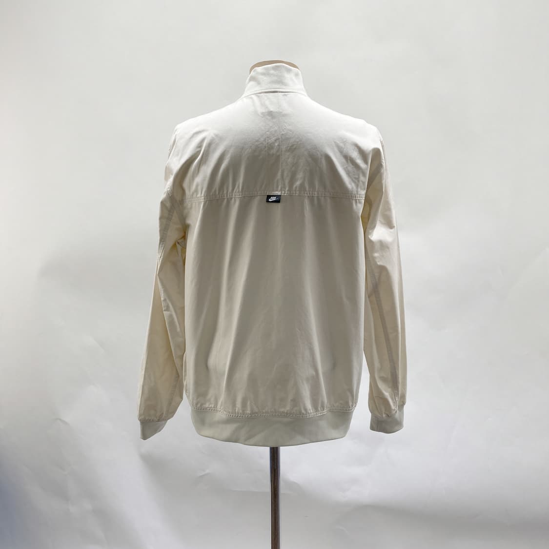 나이키 남 클럽우븐 봄버재킷 100  상품이미지3