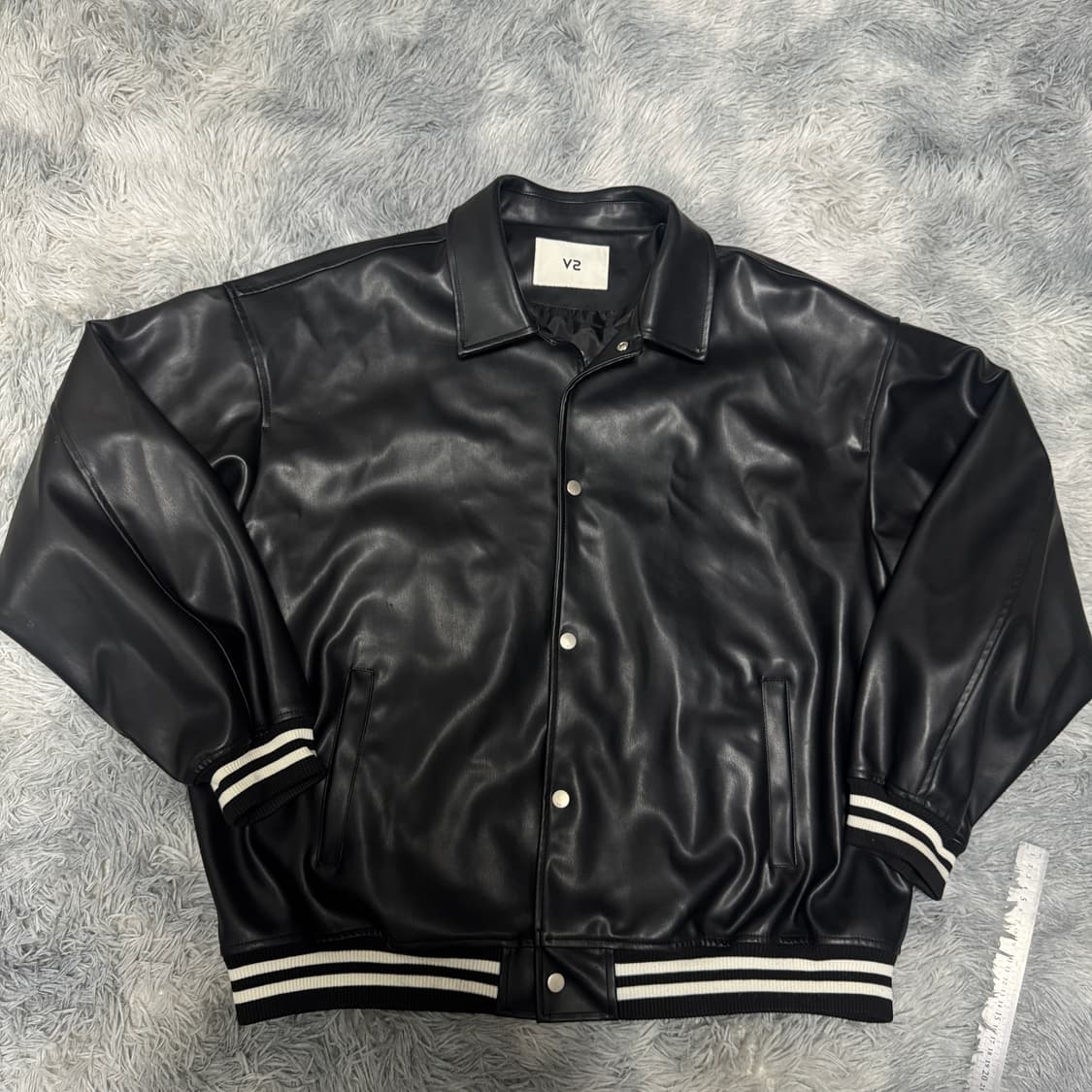 V2 레더 바시티자켓  프리사이즈 상품이미지1