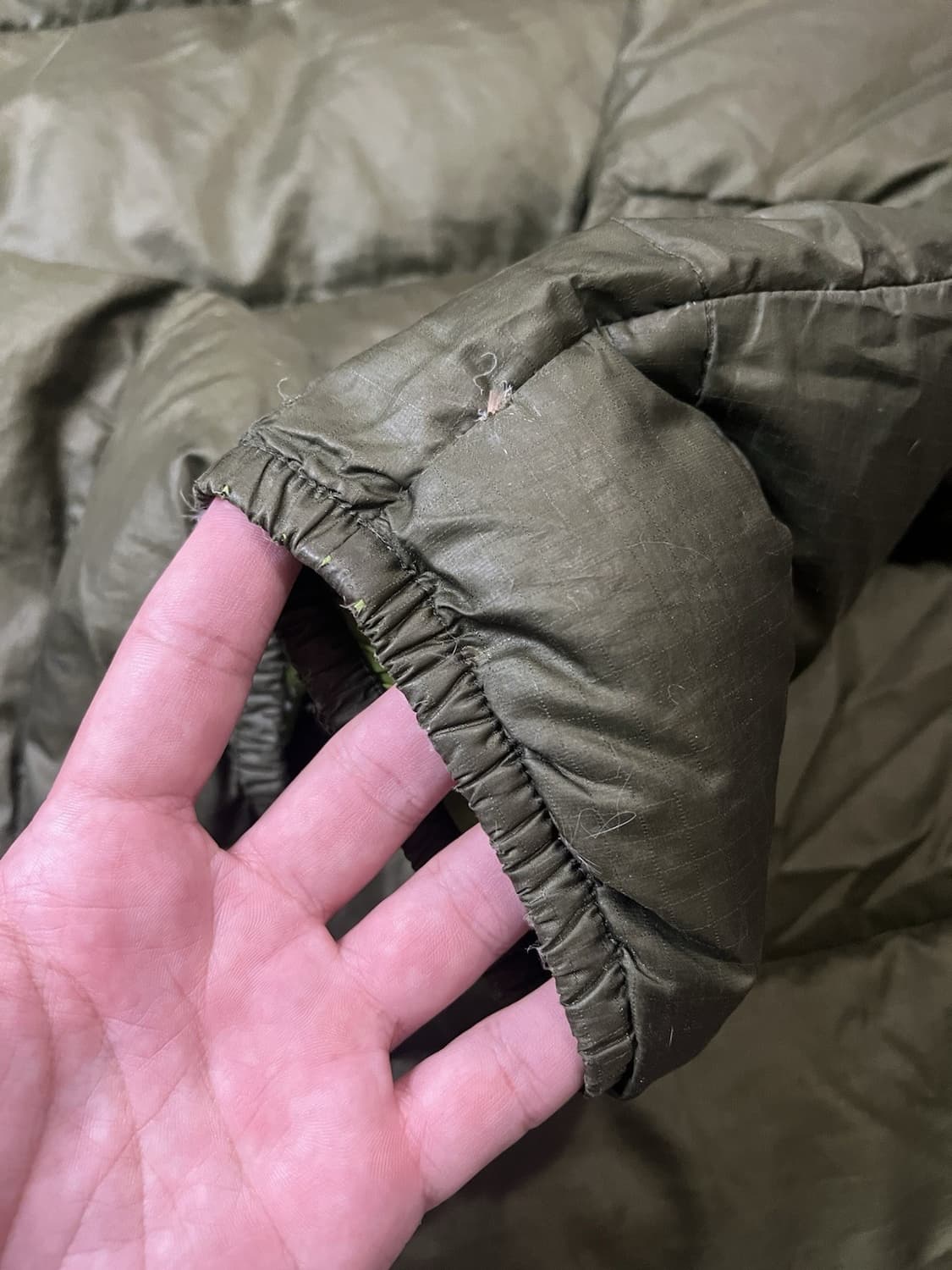 파타고니아 비비 다운 자켓 올리브 상품이미지10