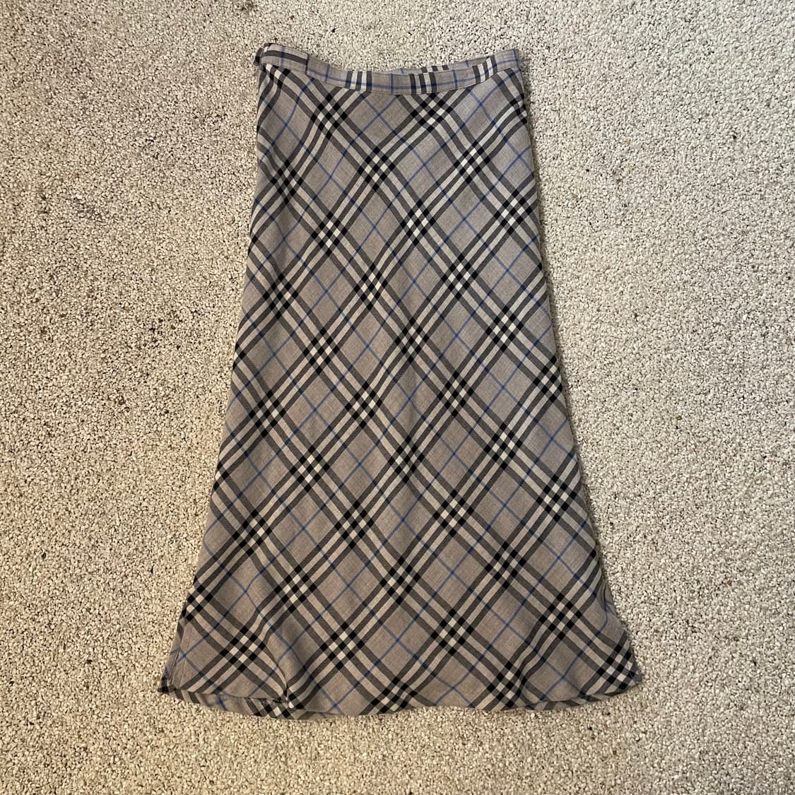 버버리 롱스커트 ⭐️1254 상품이미지3
