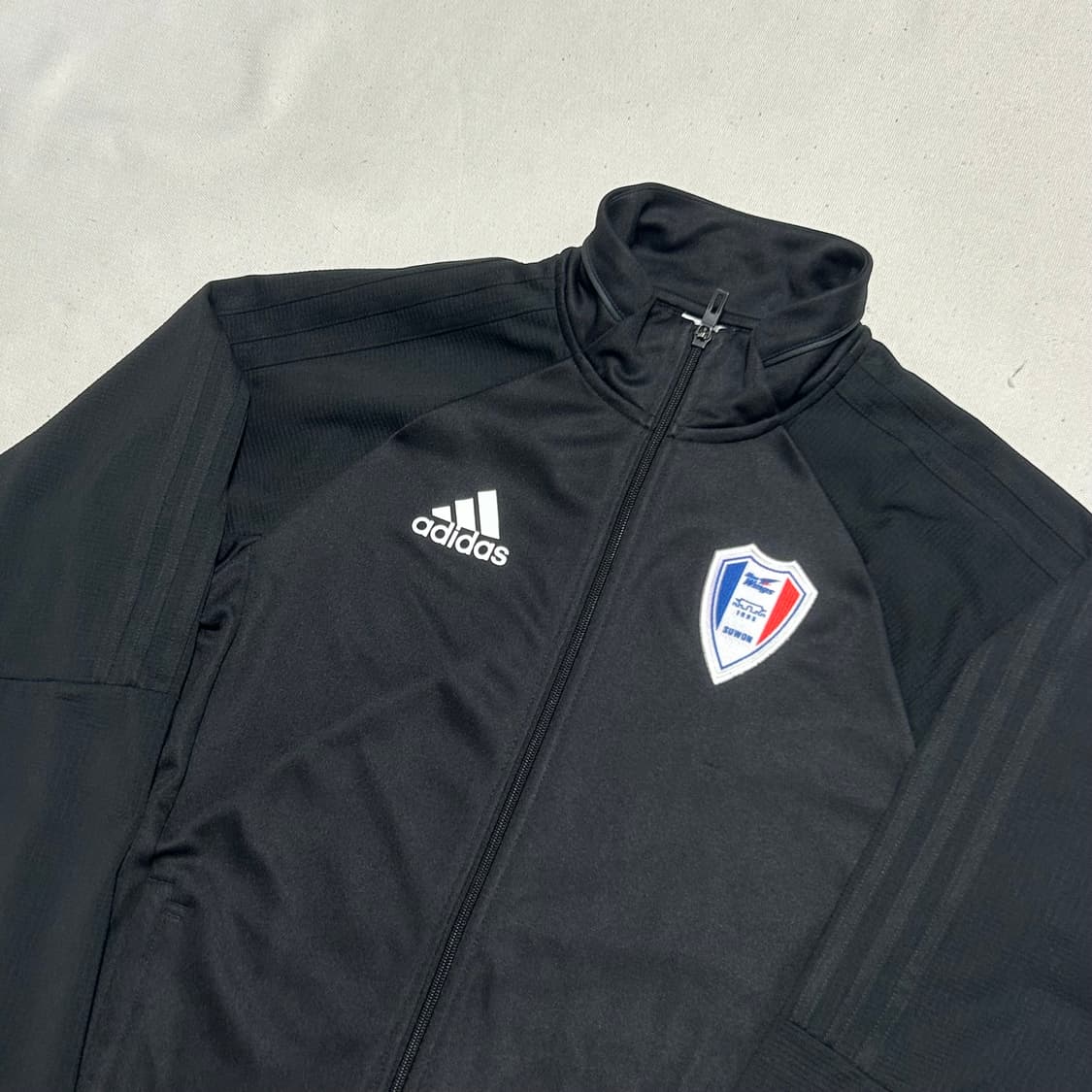 100 아디다스 수원삼성 블랙 트랙탑 상품이미지1