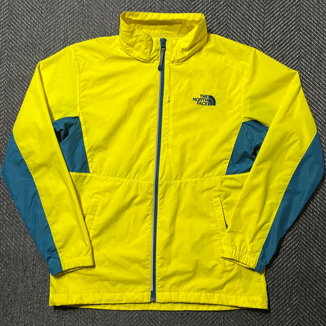 THE NORTH FACE 노스페이스 배색 바람막이 레몬 상품이미지2