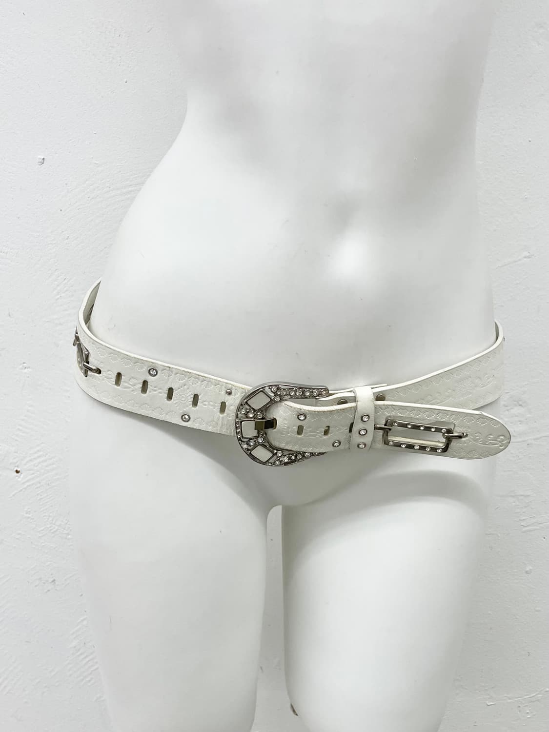 리얼레더 화이트 웨스턴 큐빅 버클 벨트 상품이미지2