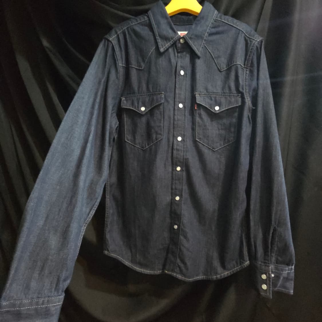 리바이스 클래식 웨스턴 스탠다드 핏 데님셔츠 상품이미지2