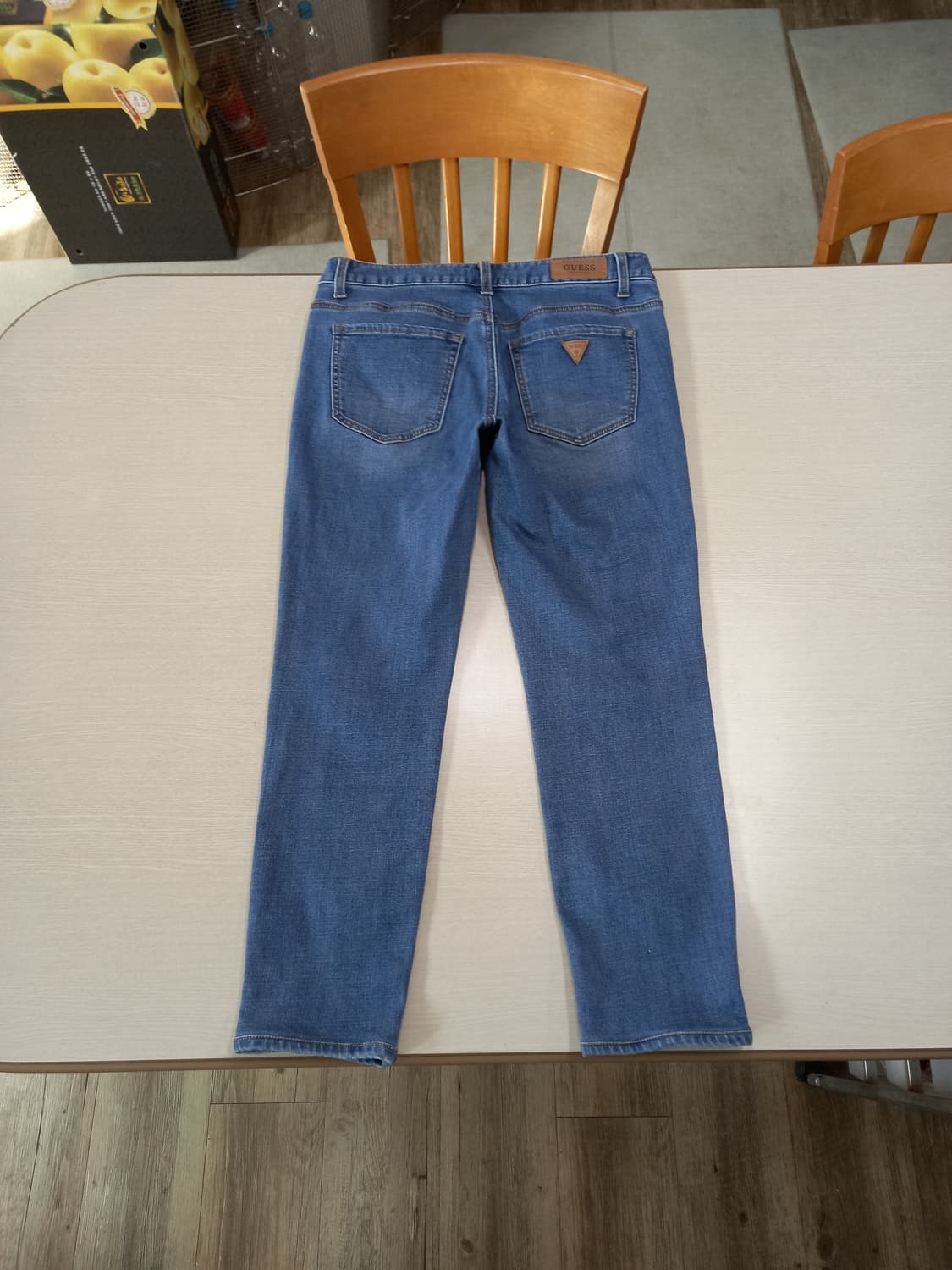 30 GUESS 약기모 데미지워싱 스판 슬림일자진 30-204 상품이미지2